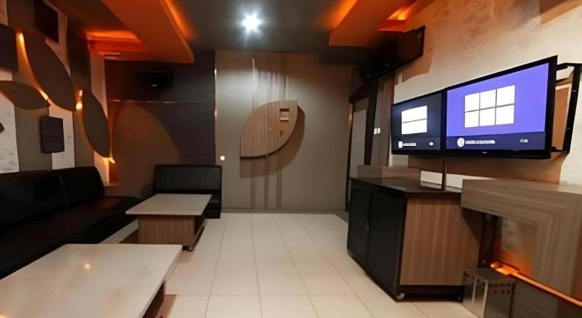 Hotel Banjarmasin International Buitenkant foto